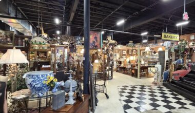 'Extraordinary': Beloved antique center grows with 180-plus vendors at new Lehigh Valley spot | Eat, Sip, Shop
