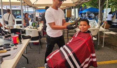 Reading back-to-school giveaway draws hundreds
