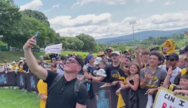 Pat McAfee brings popular ESPN show to Steelers training camp for 2nd straight year