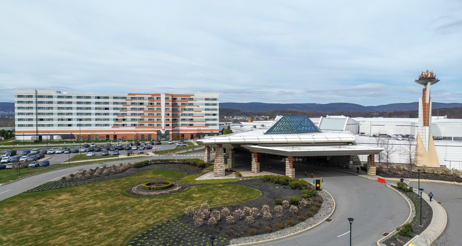 Police: Taylor man calls 911 for ride home after losing $400 at casino