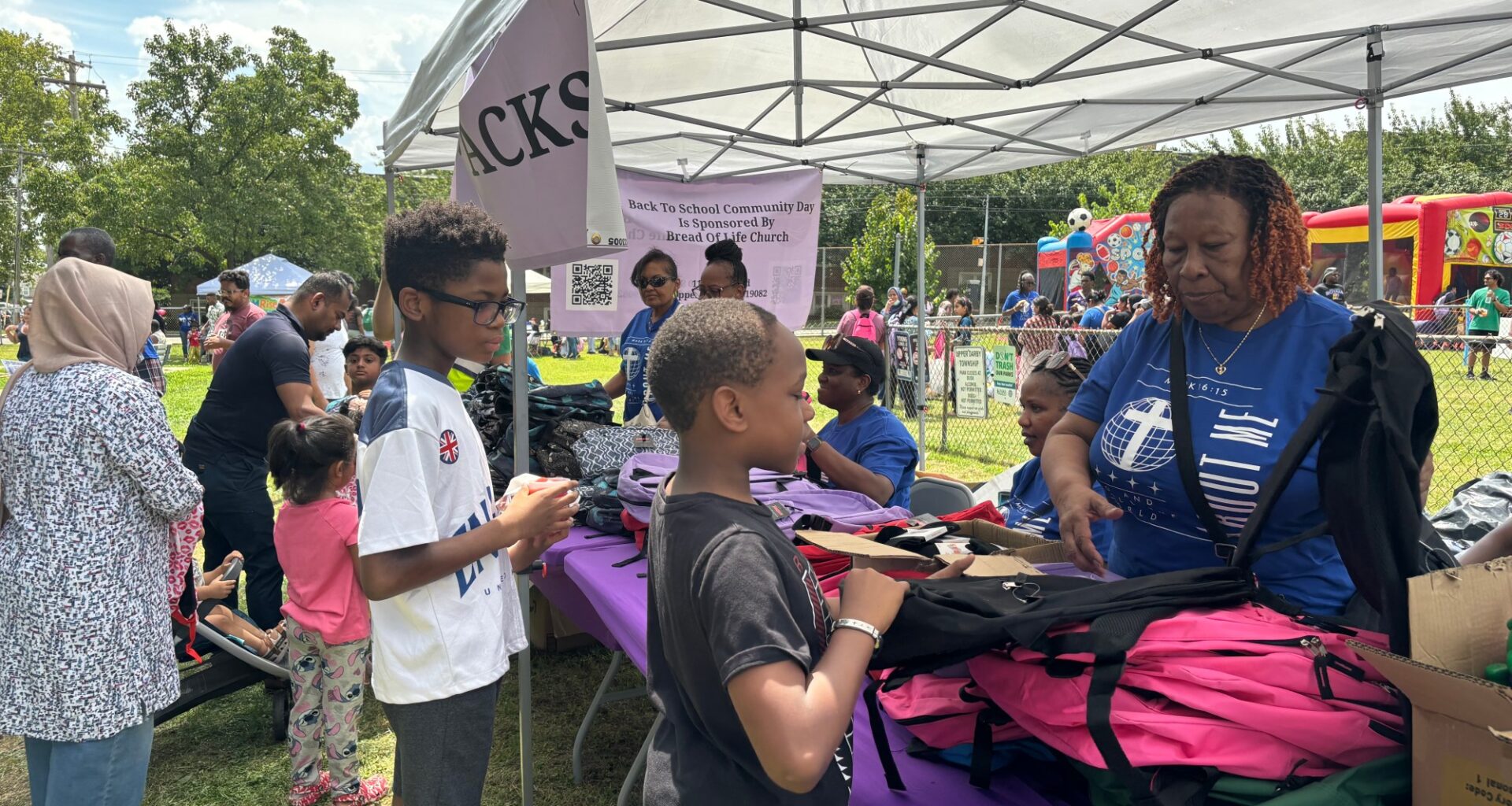 Upper Darby church distributes 900 full bookbags to community