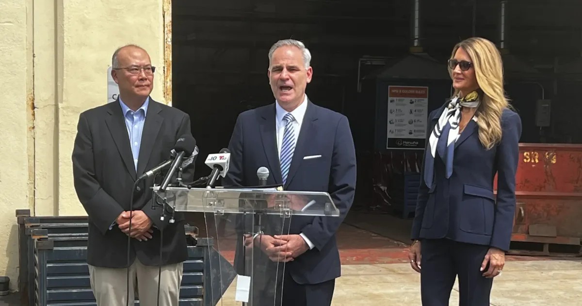 Federal officials visit Hanwha Philly Shipyard to discuss job creation and trade policy
