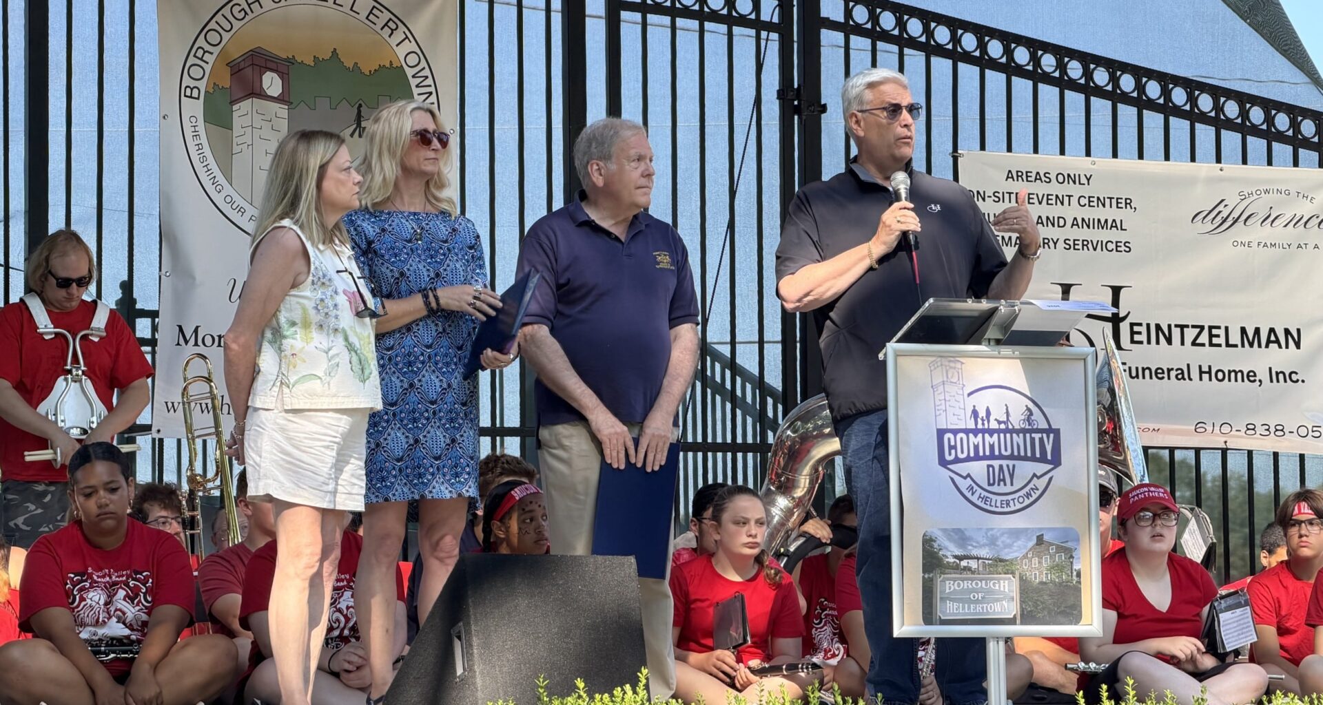 PHOTOS: Community Day Held in Hellertown – Saucon Source