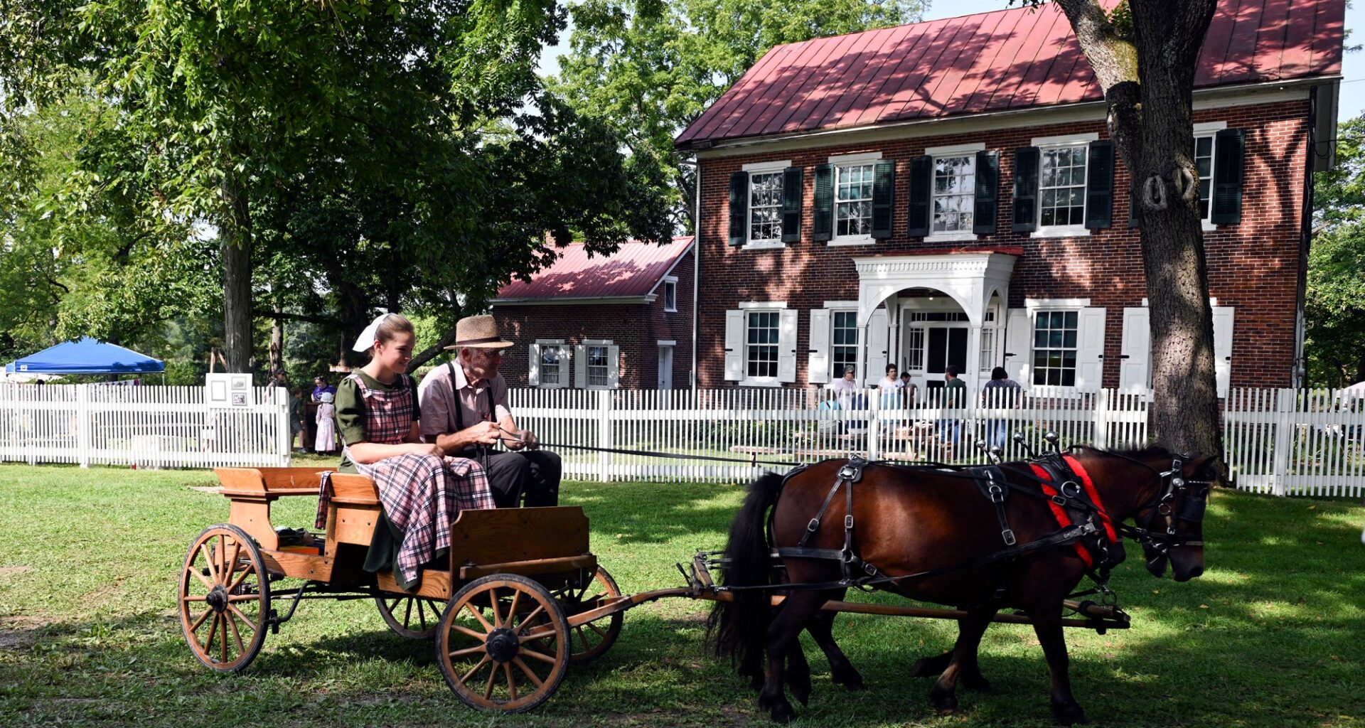 Farm Festival demonstrates Pennsylvania German life on the farm