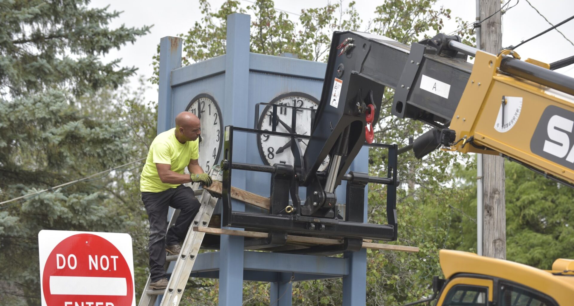 Clarks Summit clock tower dismantled
