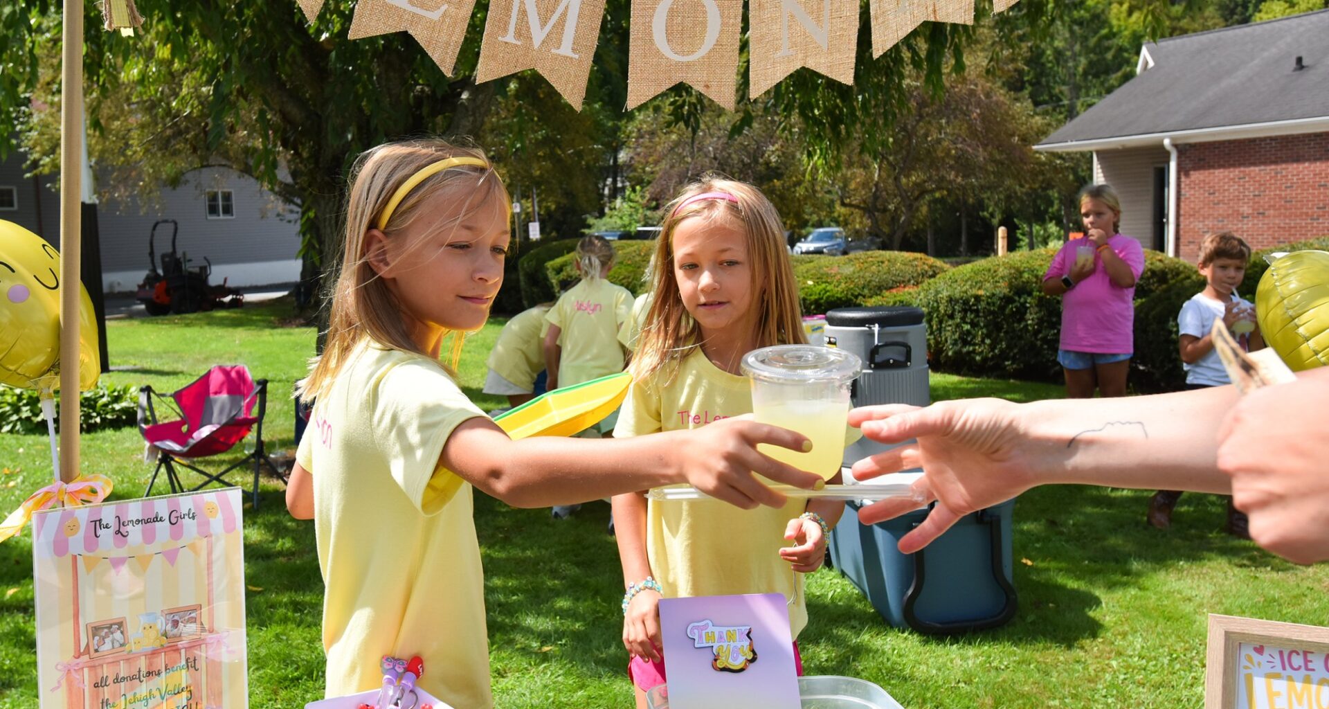 'Happy, healthy and sassy': Local girls give back to NICU