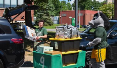 Marywood welcomes new students to campus (PHOTOS)