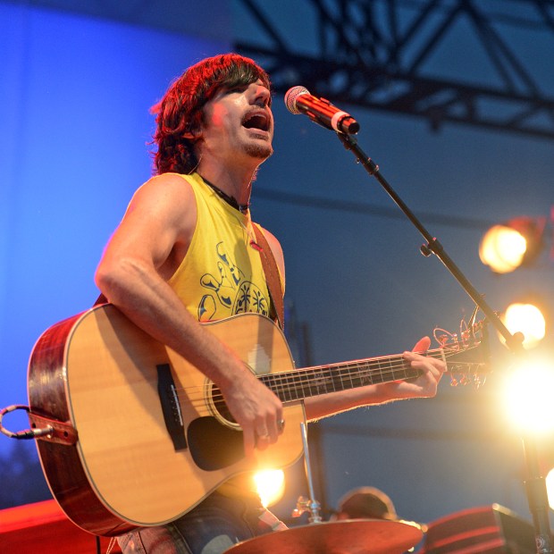 The Avett Brothers perform on Musikfest's Sands Steel Stage on Sunday night./// - BETHLEHEM - EMILY PAINE / THE MORNING CALL - Taken Sunday, August 14, 2016. keyword: Robson