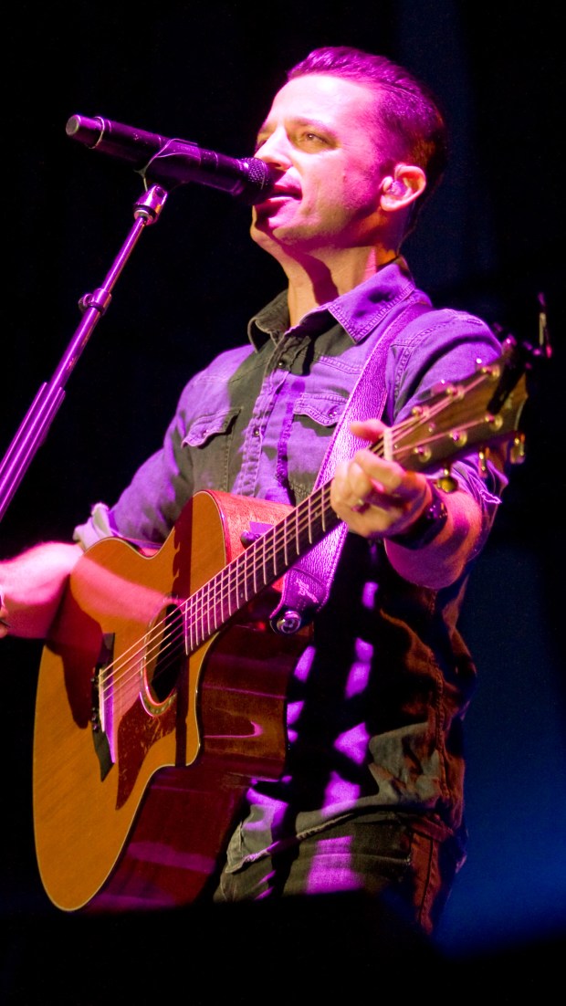 O.A.R.play the Sands Steel Stage at PNC Plaza during Musikfest on Sunday August 9, 2015. Bethlehem: Sunday; August 9, 2015 (DOUGLAS KILPATRICK/SPECIAL TO THE MORNING CALL) mc-musikfest-review-oar-steel-stage