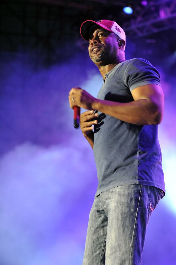 Former Hootie and the Blowfish frontman Darius Rucker performed at Musikfest Friday, August 9th, 2013 in Bethlehem, Pennsylvania. _///// - FEATURES - CHRIS POST / SPECIAL TO THE MORNING CALL - Shot on 08/09/2013