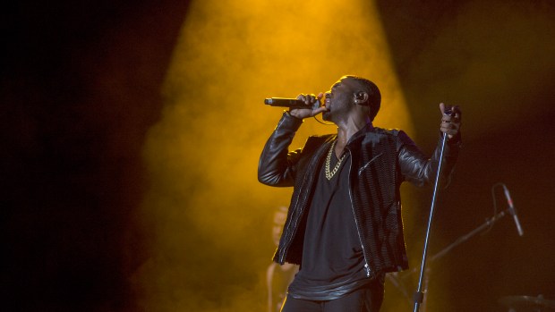 Jason Derulo performs on the Sands Steel Stage at MusikFest in Bethlehem on Sunday. /////Michael Kubel / The Morning Call--Sunday August 3, 2014.