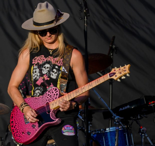 Gillian Smith opens for Bailey Zimmerman on Thursday, Aug. 6, 2026, on Musikfest's Wind Creek Steel Stage at PNC Plaza in Bethlehem. Musikfest runs through Aug. 9. (April Gamiz/The Morning Call)
