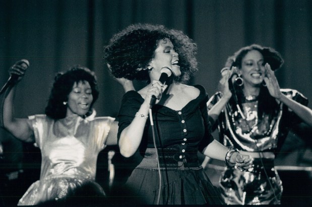 Brenda Cuyler and the Marveletts perform at Musikfest 1988. (The Morning Call file photo)