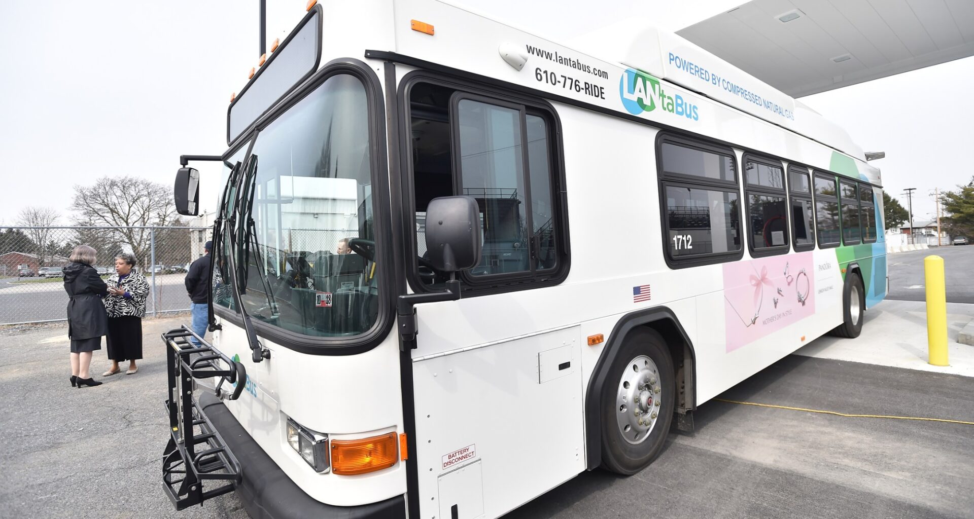 Some Pa. schools are cutting off charter students’ access to yellow buses