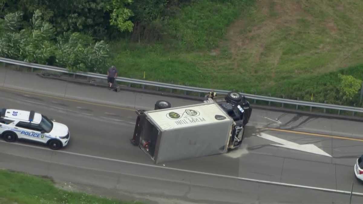 Troegs beer truck crashes, overturns on Parkway East ramp