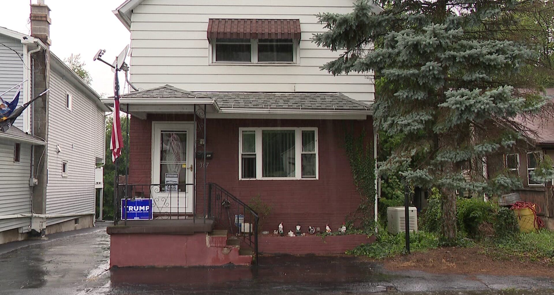 Police investigating murder-suicide in which a father & daughter were found deceased in Jessup home