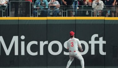 Phillies' Zack Wheeler gives up 5 runs in the 1st inning, 9-game winning streak ends with loss to Mariners