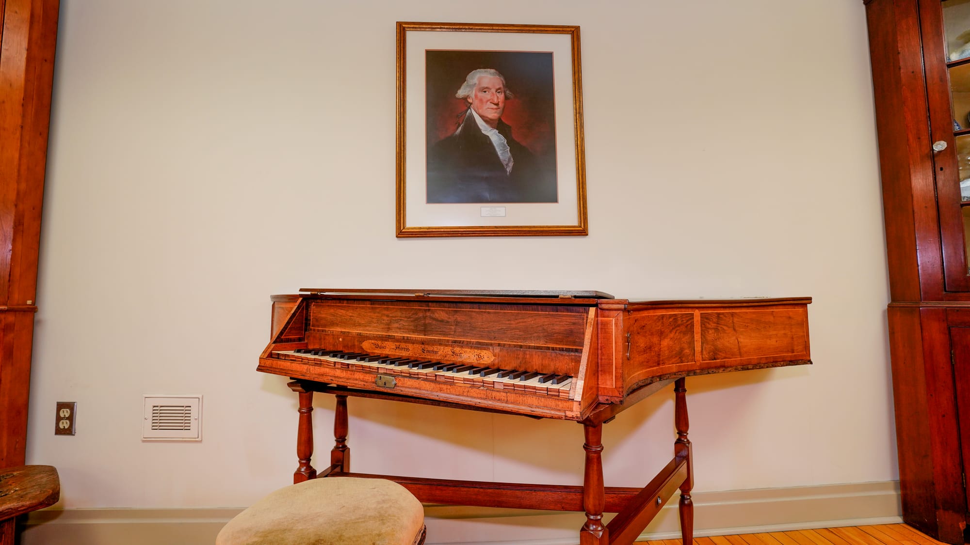 It is said that George Washington was entertained with organ music in this room (the second floor George Washington Room) on 