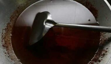 Two arrested in Pennsylvania for stealing used cooking oil, known as "liquid gold"