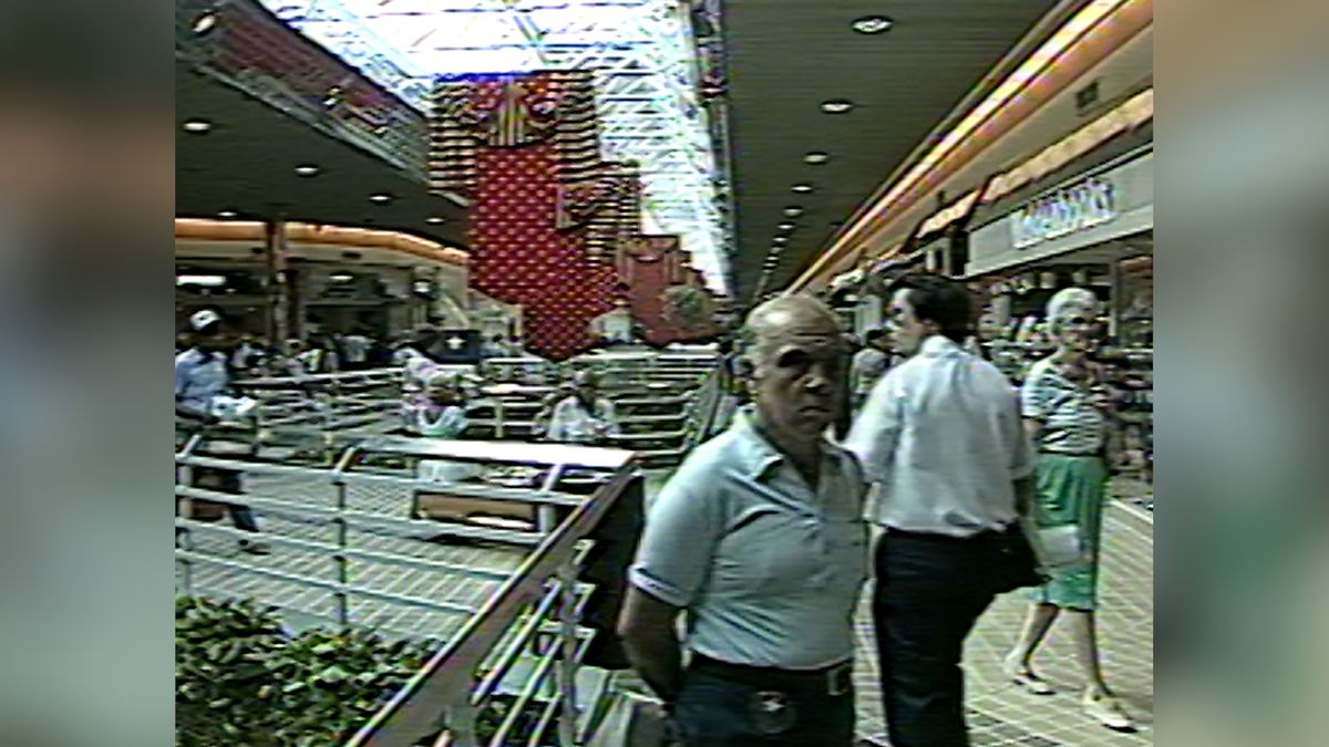 Pennsylvania's Ross Park Mall is turning 40