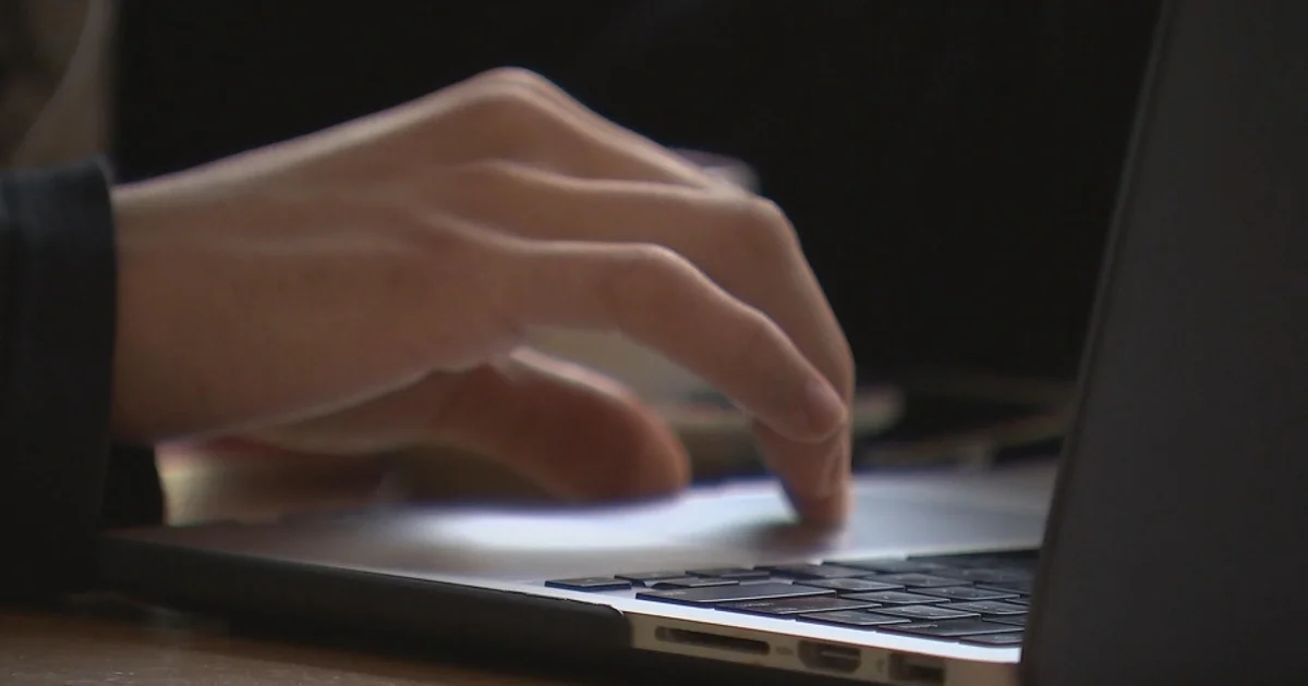 Lawsuit claims Lower Merion School District's tech policy is a "digital free-for-all," harmful to students