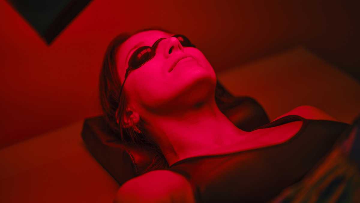 Red light therapy works? What experts say