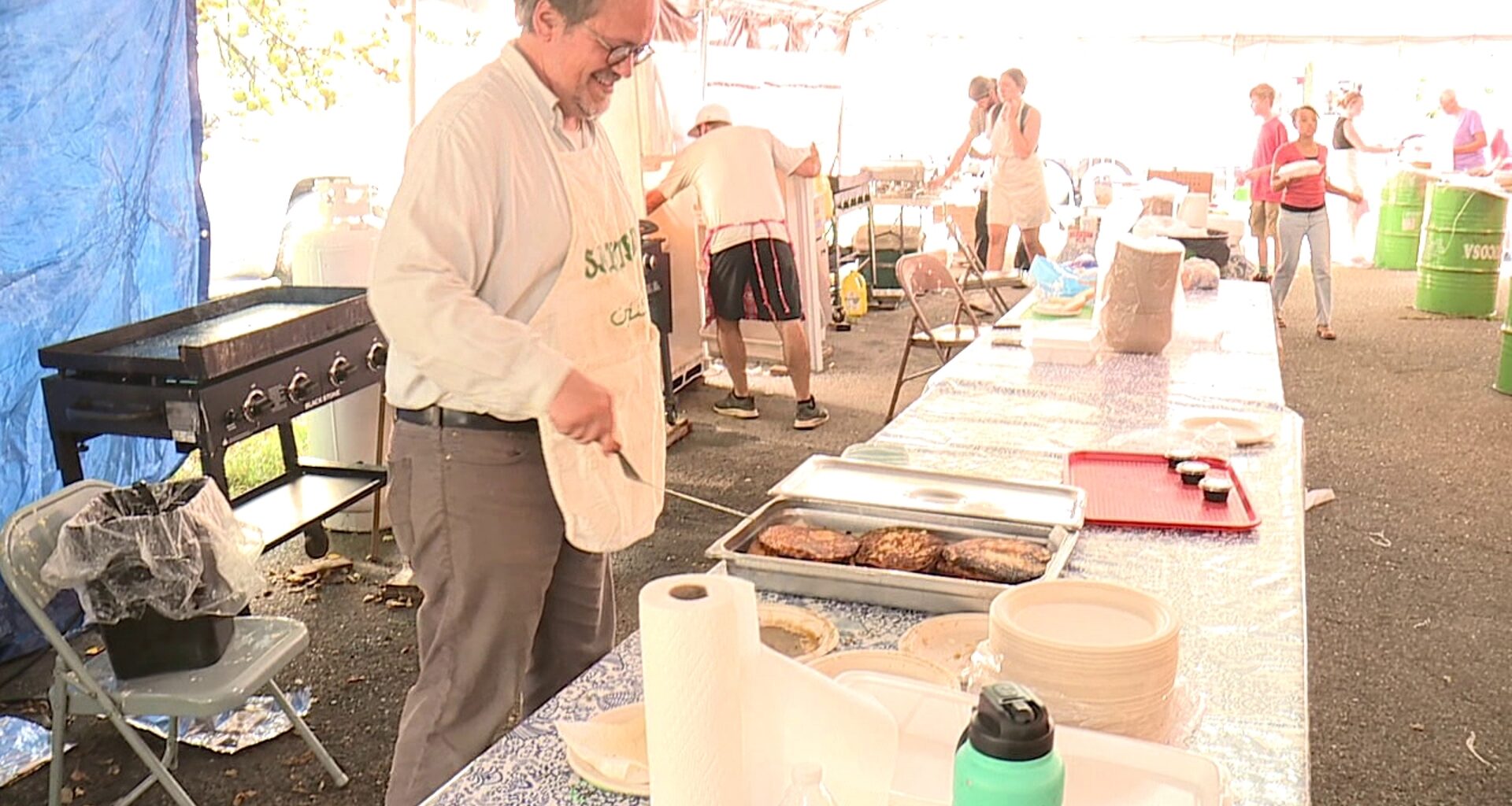 Folks flock to the final day of the Lebanese American Food Festival
