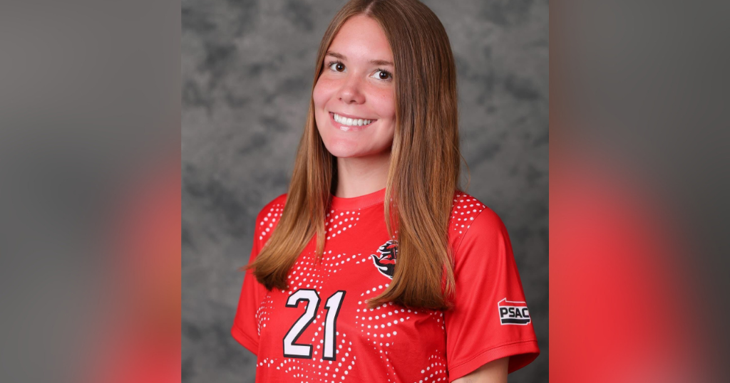 Family, friends gather to remember Karoline Heintz at candlelight vigil