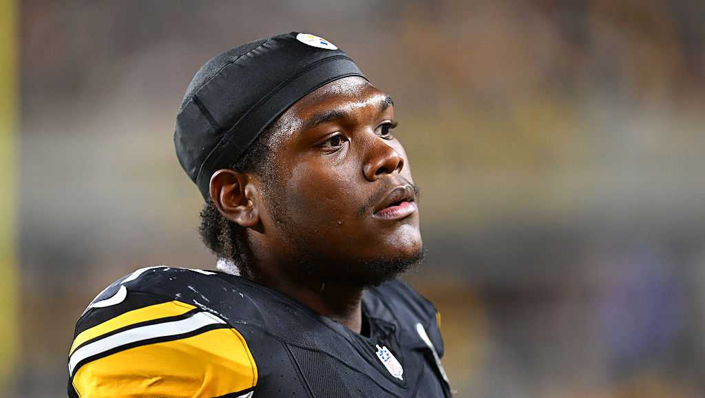 Steelers reportedly trade offensive lineman Broderick Jones to Cowboys