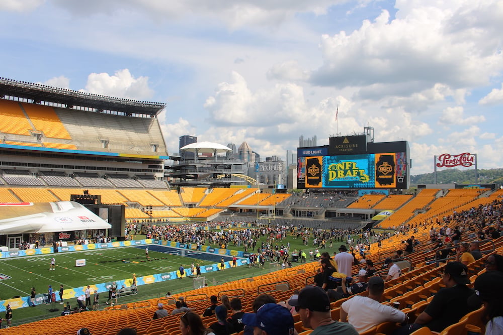 Draft Stadium