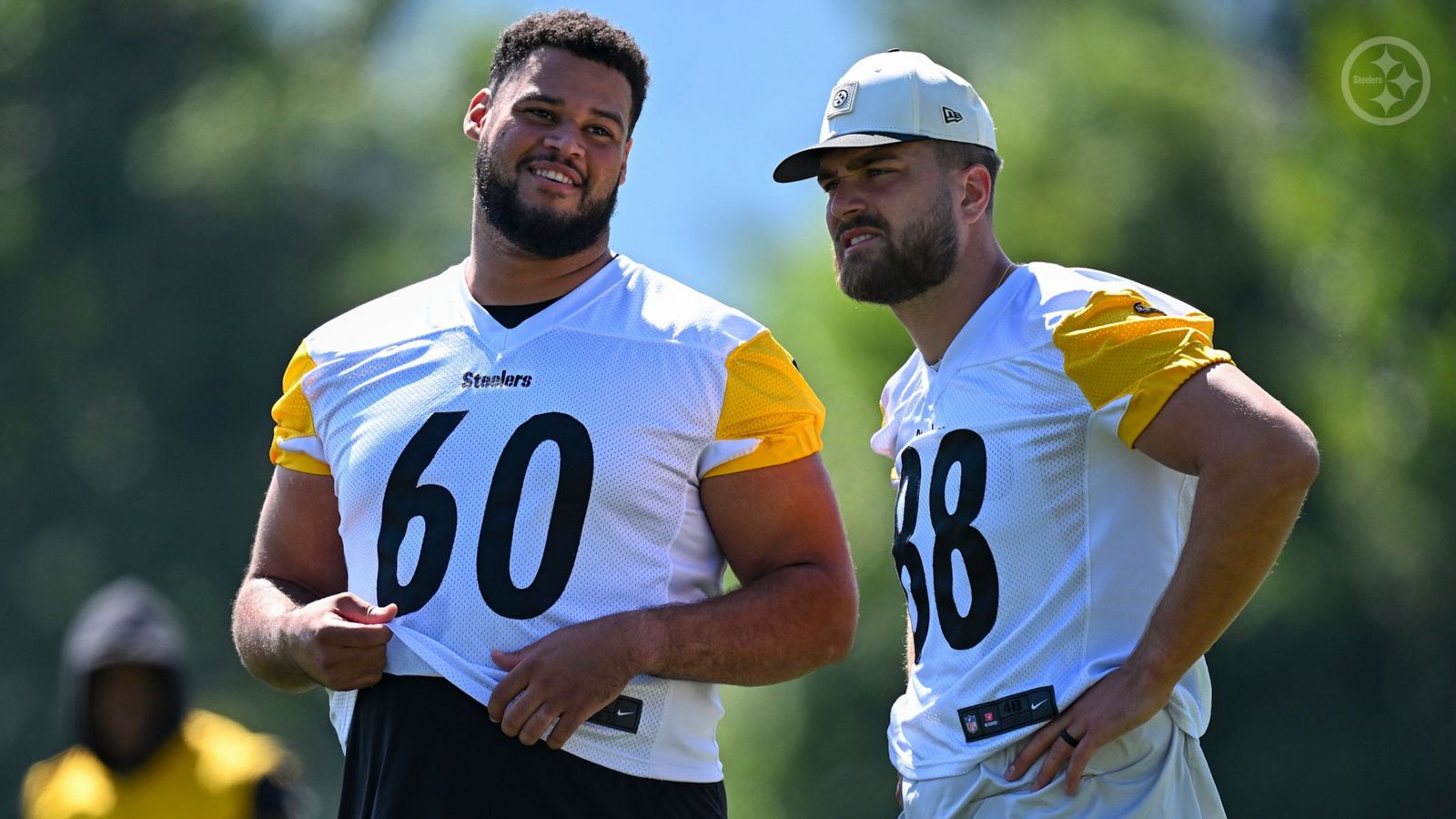 Steelers' Offensive Lineman Named Individual Who Could Ruin Pittsburgh's Offense