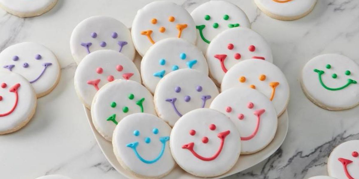 Smile for Dolly: Get a Free Cookie at Eat'n Park Today