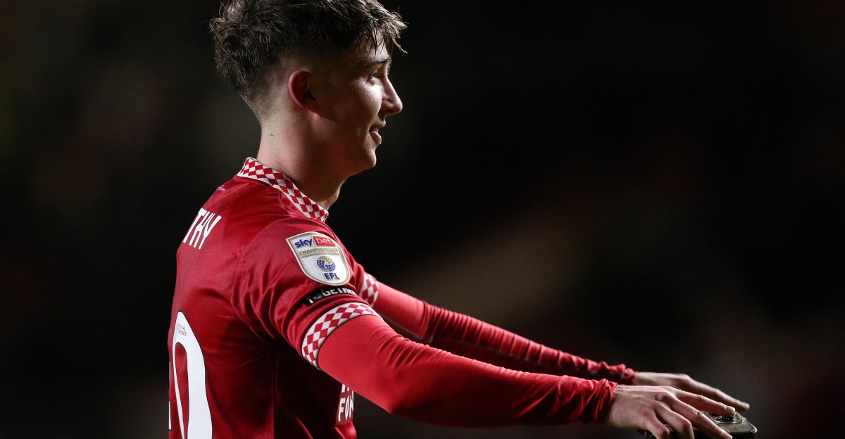 Town End: Bristol City View On ‘Clever, Mobile’ Reading FC Signing George Earthy