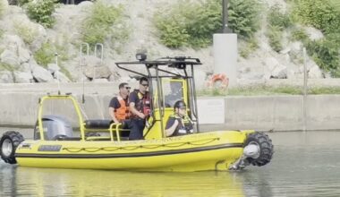 Lake Erie rescuers save two people in distressed kayak