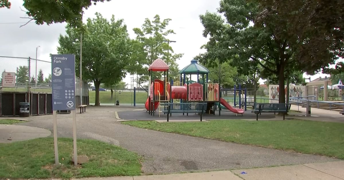 Man charged with soliciting girls for sex in Pittsburgh park