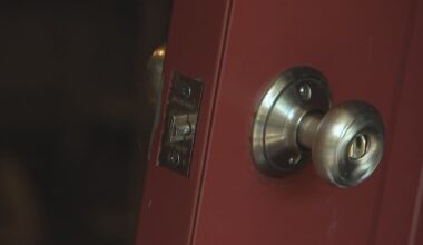 2 women say a man broke into their home in Pittsburgh’s Greenfield neighborhood – WPXI