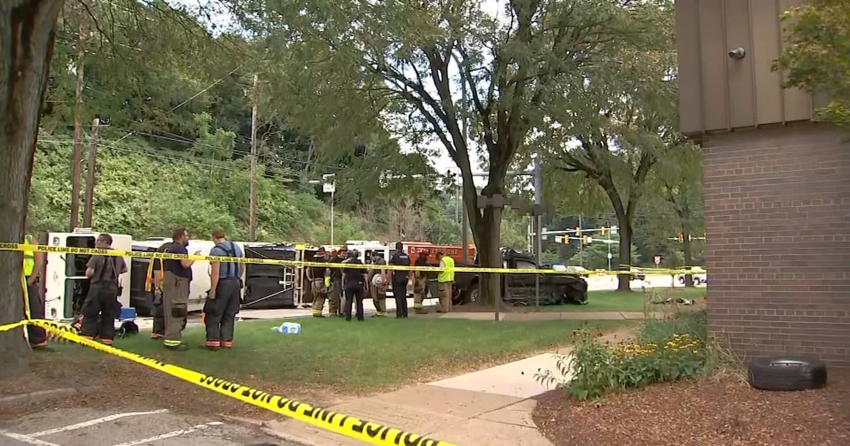 Driver of City of Pittsburgh garbage truck involved in crash recently returned from unpaid leave