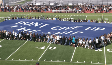 Harbor Creek High students display massive ‘Don’t give up the ship’ banner