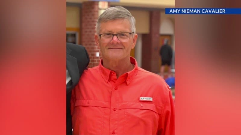 73-year-old man missing after boat capsizes on Lake Erie