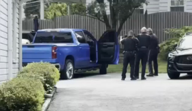 Lower Merion police arrest 2 suspects, search for third after attempted home break‑in