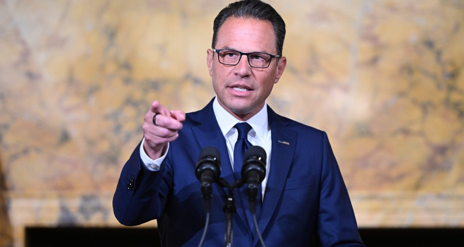 PA Gov. Shapiro signs order to rein in data centers