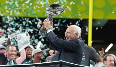 Philadelphia Eagles owner and CEO Jeffrey Lurie to be inducted into team's Hall of Fame