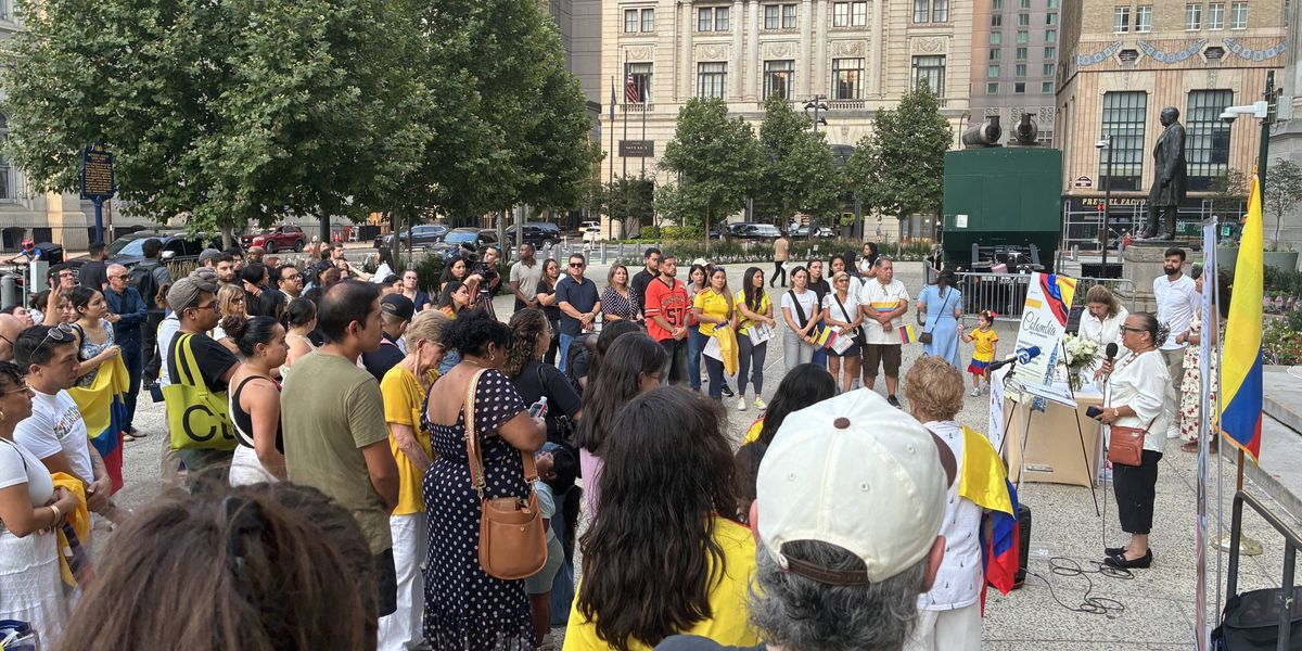 Colombian community in Philly unites at City Hall vigil for victims of massive earthquake