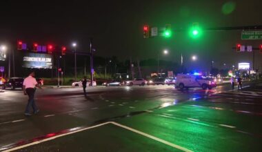 Pedestrian struck and killed by tow truck overnight in Philadelphia: police