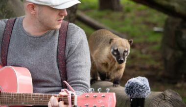 World-Famous Animal-Loving Musician PLUMES Visits Philadelphia Zoo for Unforgettable Performances