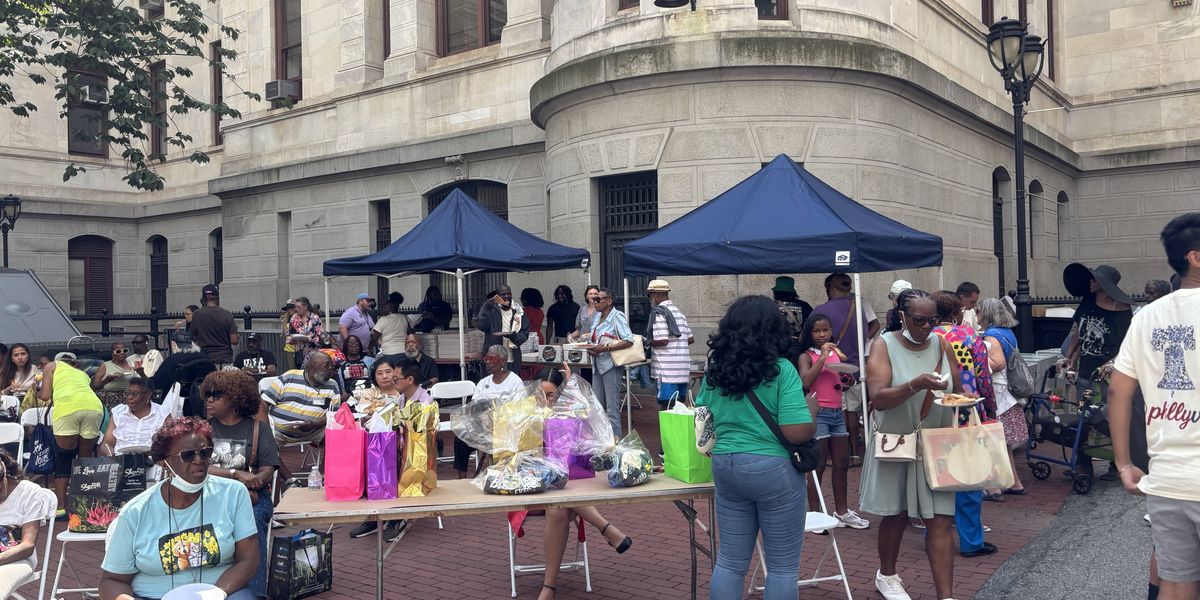 Philly City Commissioners host party to celebrate — and recruit — poll workers