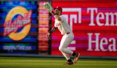 Bryce Harper battling knee soreness since shift to right field