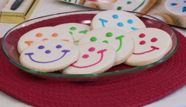 Eat'n Park to give free smiley cookies in honor of Dolly Parton Thursday, Aug. 27