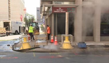 Philadelphia Chinatown businesses battle extreme heat, water outages after hydrant break