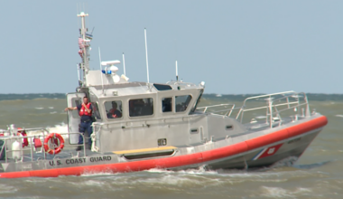 U.S. Coast Guard searching for man after boat overturns on Lake Erie